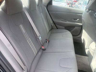 2023 Hyundai Elantra SEL - Photo 27