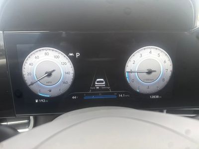 2023 Hyundai Elantra SEL - Photo 18