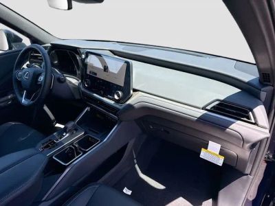 2026 Lexus TX — photo 15 view