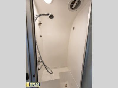 2023 Airstream Flying Cloud - Photo 11