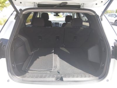 2024 Chevrolet Equinox — photo 11 view