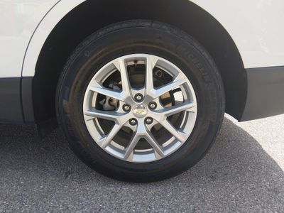 2024 Chevrolet Equinox — photo 10 view