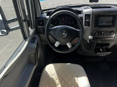 2018 Tiffin WAYFARER - Photo 2