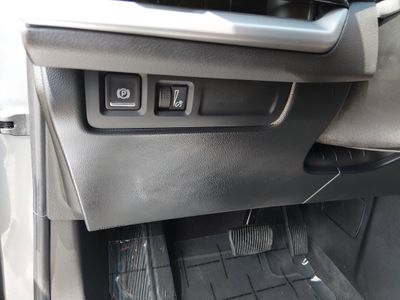 2025 Cadillac XT4 - Photo 13