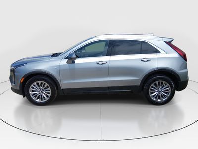 2025 Cadillac XT4 - Photo 4