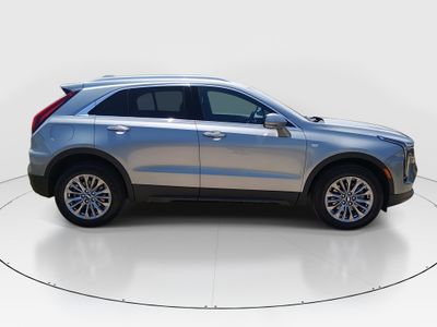2025 Cadillac XT4 - Photo 8