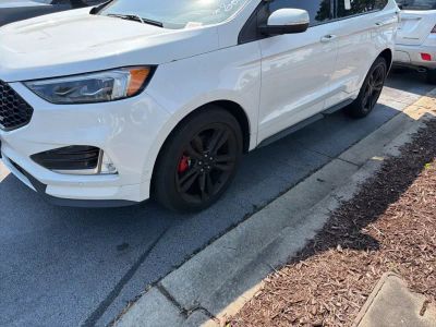 2022 Ford Edge - Photo 2