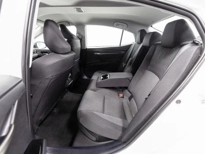 2025 Toyota Camry — detail view