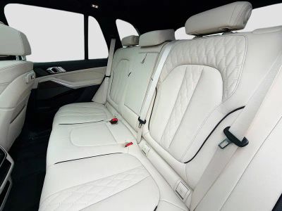 2026 BMW X5 — photo 21 view