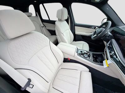 2026 BMW X5 — photo 15 view