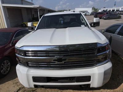 2015 Chevrolet Silverado 2500HD - Photo 3