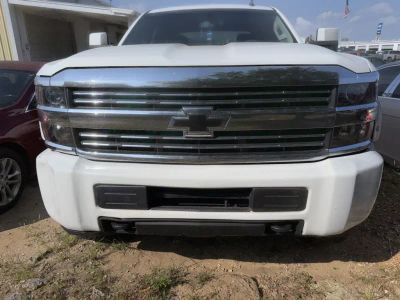 2015 Chevrolet Silverado 2500HD - Photo 2