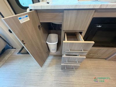 2024 Thor Motor Coach Compass AWD — photo 17 view