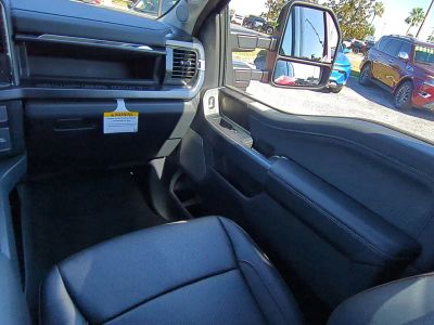 2026 Ford F-250SD — photo 16 view
