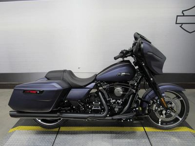 2025 Harley-Davidson FLHX - Street Glide - Photo 11