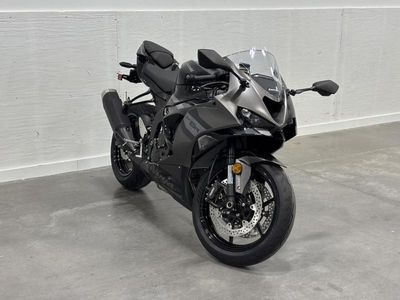 2026 Kawasaki Ninja ZX-6R - Photo 8