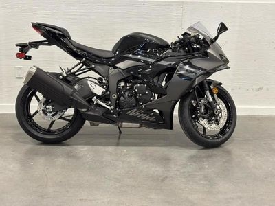 2026 Kawasaki Ninja ZX-6R - Photo 1