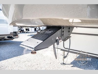 2024 Forest River RV Wildwood Heritage Glen - Photo 13
