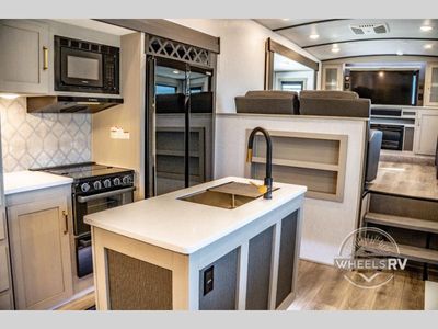 2024 Forest River RV Wildwood Heritage Glen - Photo 34