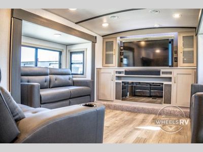 2024 Forest River RV Wildwood Heritage Glen - Photo 18
