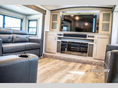 2024 Forest River RV Wildwood Heritage Glen - Photo 22