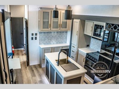 2024 Forest River RV Wildwood Heritage Glen - Photo 29