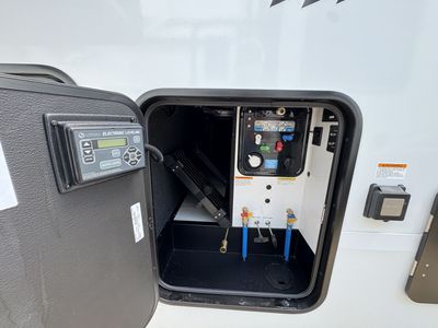 2026 Grand Design Momentum G-Class — photo 7 view