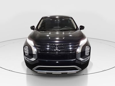 2024 Mitsubishi Outlander - Photo 2