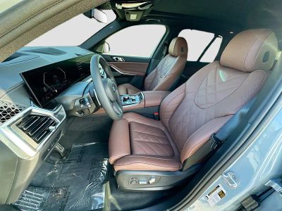 2026 BMW X5 — photo 18 view