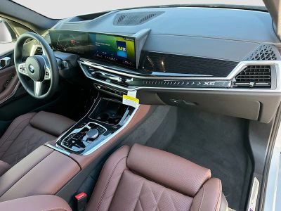 2026 BMW X5 — photo 26 view