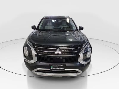 2024 Mitsubishi Outlander Plug-In Hybrid — side profile view