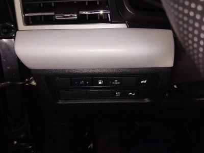 2024 Mitsubishi Outlander Plug-In Hybrid — photo 13 view