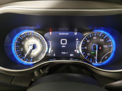 2024 Chrysler Pacifica — photo 14 view