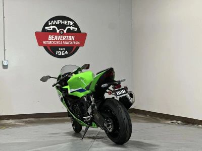 2026 Kawasaki Ninja ZX-6R - Photo 2