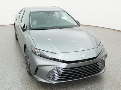 2026 Camry XLE — photo 10 view