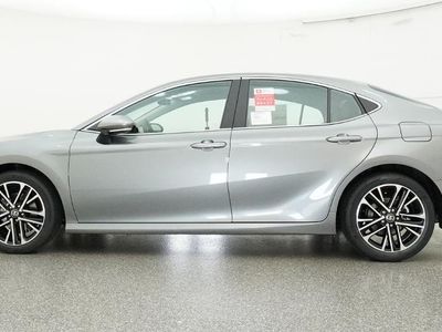 2026 Camry XLE — rear three-quarter view