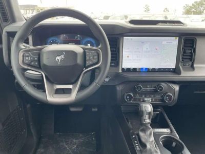 2026 Ford Bronco — photo 10 view