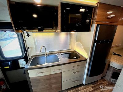 2017 Itasca Navion - Photo 11
