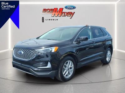 2024 Ford Edge SEL in Agate Black Metallic — front three-quarter view