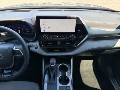 2024 Toyota Highlander — photo 19 view