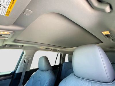 2024 Toyota Highlander — photo 28 view