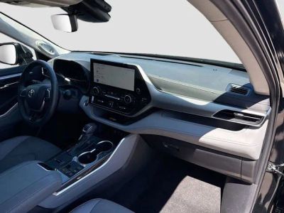 2024 Toyota Highlander — photo 14 view