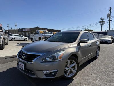 2015 Nissan Altima — photo 7 view