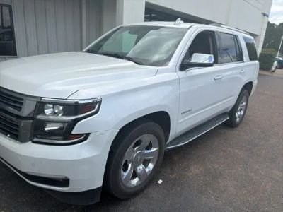 2017 Chevrolet Tahoe - Photo 2