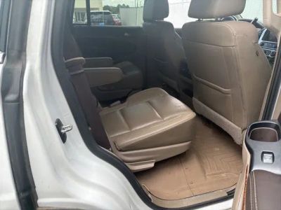 2017 Chevrolet Tahoe - Photo 4