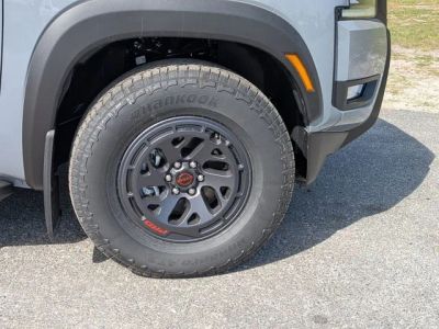 2026 Nissan Frontier — photo 11 view