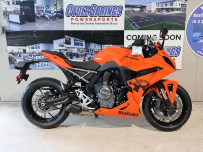 2026 Suzuki GSX-8R — front three-quarter view