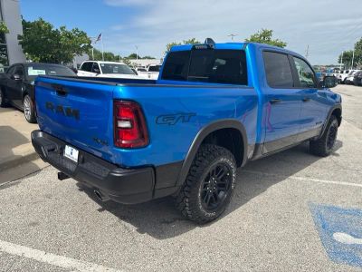 2026 RAM 1500 — photo 22 view