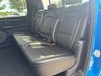 2026 RAM 1500 — photo 33 view