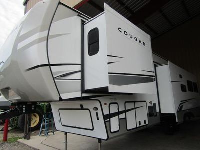2025 Keystone Cougar - Photo 2